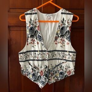 Vintage Fashion Passport Beaded Floral Vest M Cottagecore Embellished 90s Style